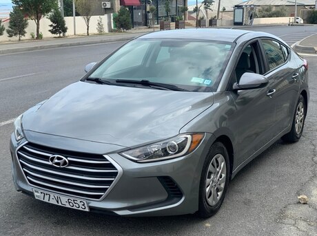 Hyundai Elantra 2018