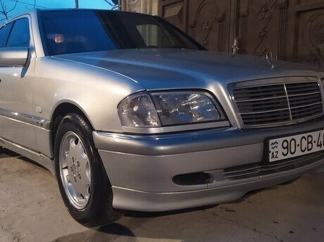 Mercedes C 180