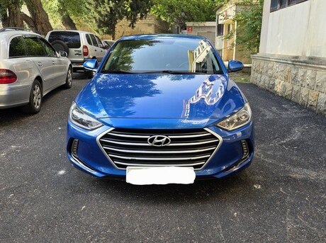 Hyundai Elantra 2016