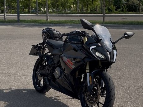 CFMOTO 250 SR 2024