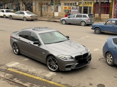 BMW 528