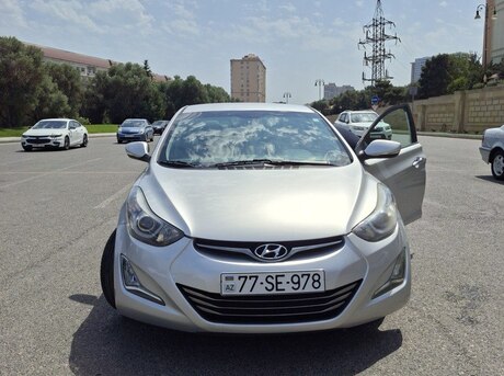 Hyundai Elantra 2015