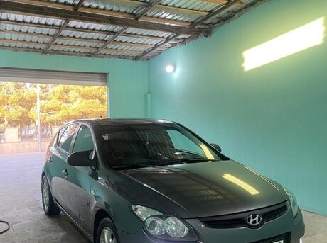 Hyundai i30 2009