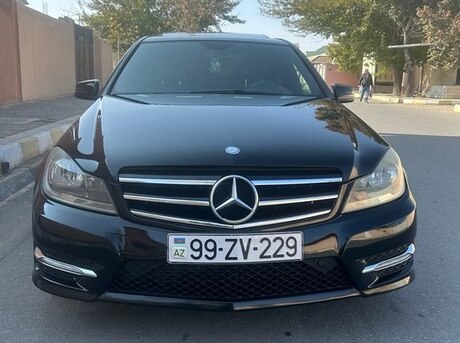 Mercedes C 250 2013