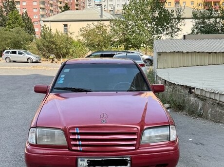 Mercedes C 180