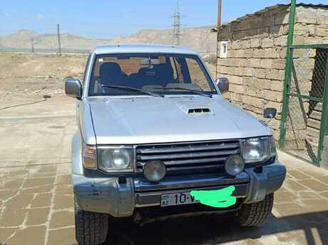 Mitsubishi Pajero 1993