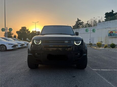 Land Rover Defender 2021