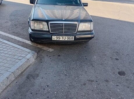Mercedes E 300