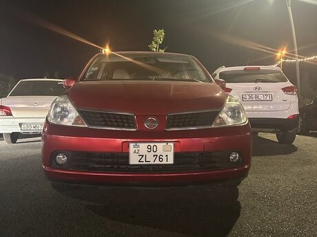 Nissan Tiida 2007