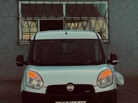 Fiat Doblo 2010