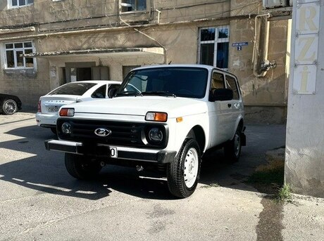 LADA (VAZ) Niva 2021