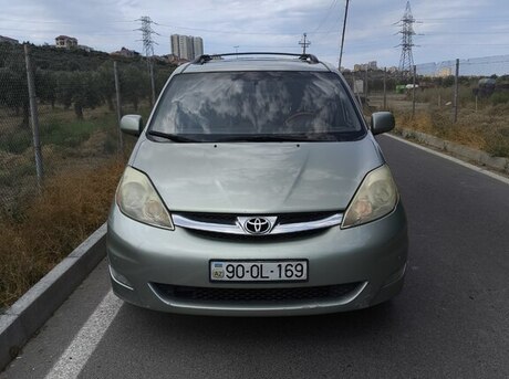 Toyota Sienna 2005