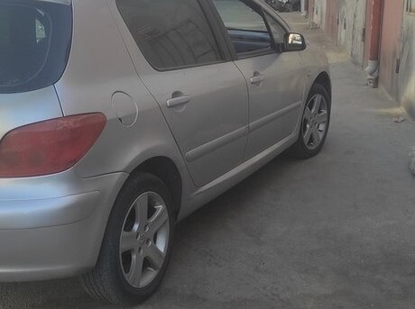 Peugeot 307