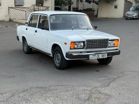 LADA (VAZ) 2107