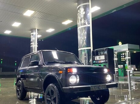 LADA (VAZ) Niva 2022