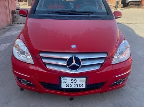 Mercedes B 180 2011