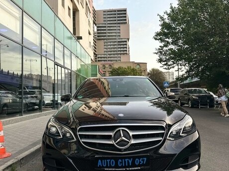 Mercedes E 220 d 4MATIC