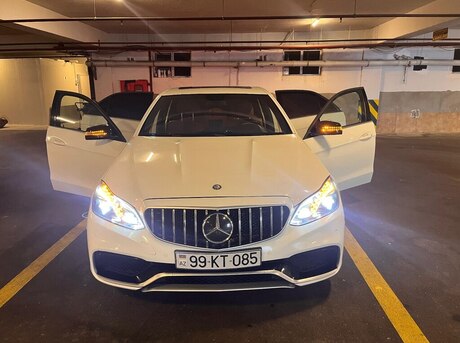 Mercedes E 350 4MATIC 2011