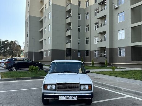 LADA (VAZ) 2107