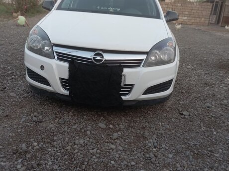 Opel Astra 2009