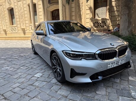 BMW 330