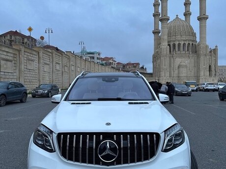 Mercedes GLS 450 4MATIC