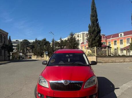 Skoda Roomster 2011