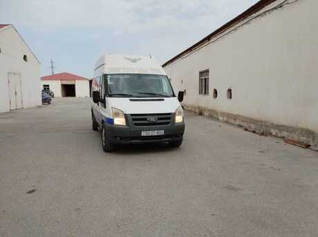 Ford Transit 2004