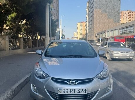 Hyundai Elantra 2013