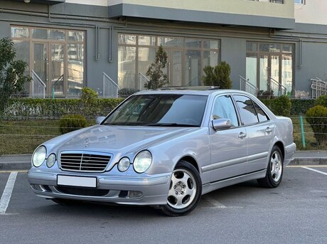 Mercedes E 220 1999