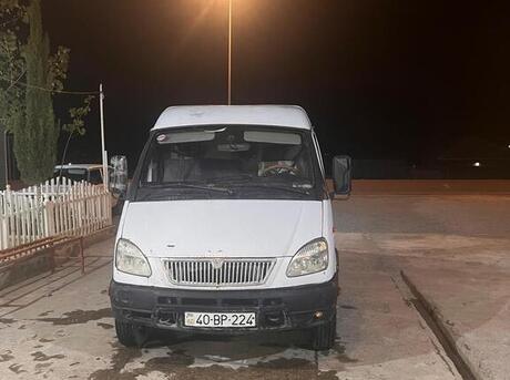 GAZ 2705 2003