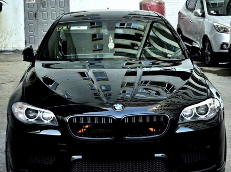 BMW 528