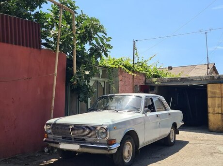 GAZ 24 1973