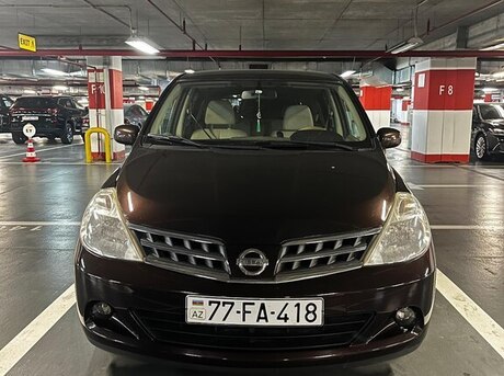 Nissan Tiida 2011
