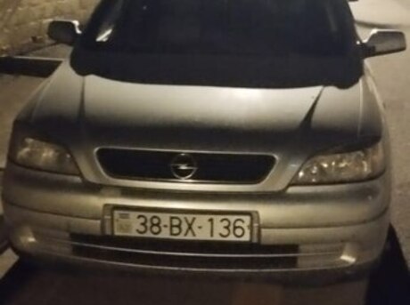 Opel Astra 2000