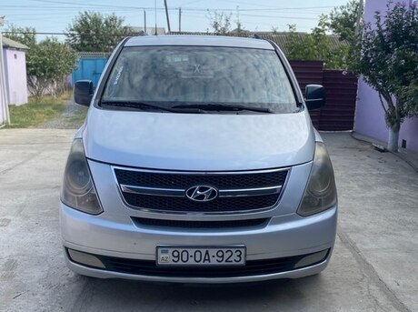 Hyundai H-1 2009