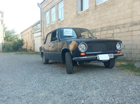 LADA (VAZ) 21011 1984