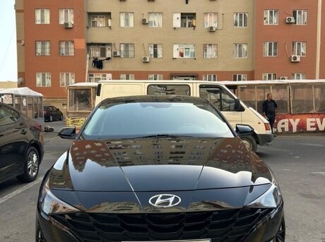 Hyundai Elantra 2020