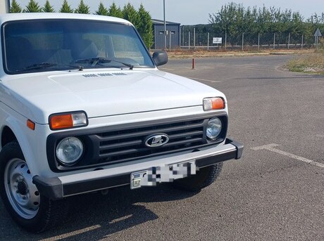 LADA (VAZ) Niva 2012