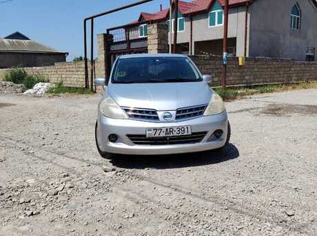Nissan Tiida 2011