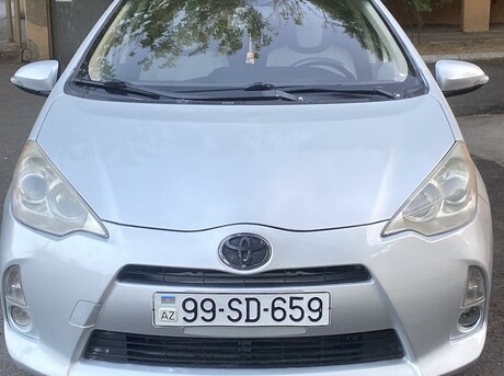 Toyota Prius C 2012