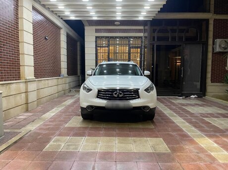 Infiniti FX37 2013