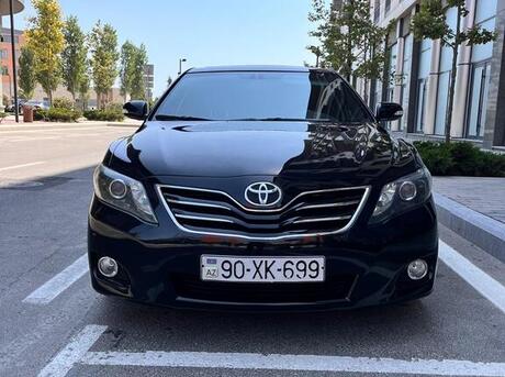 Toyota Camry 2011