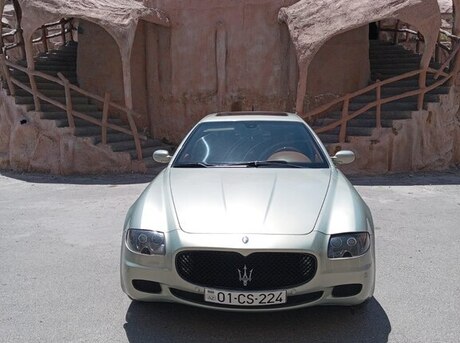 Maserati Quattroporte