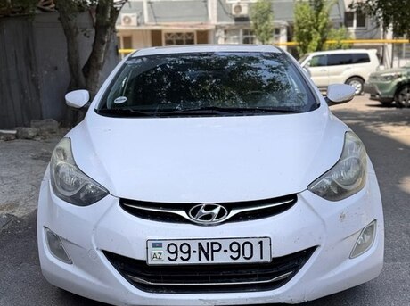 Hyundai Elantra 2013