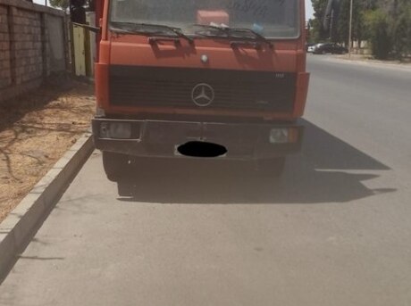 Mercedes Atego 814