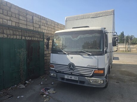 Mercedes Atego 817 2000