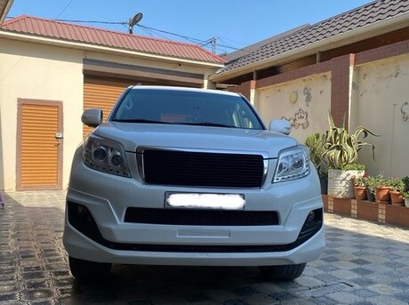 Toyota Land Cruiser Prado 2010