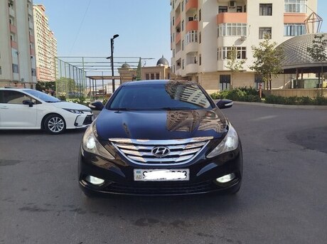 Hyundai Sonata 2011