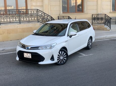 Toyota Corolla Fielder 2019
